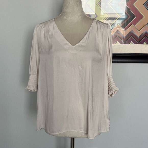 Maison d'Amelie Cream Silky Blouse M - Picture 1 of 5